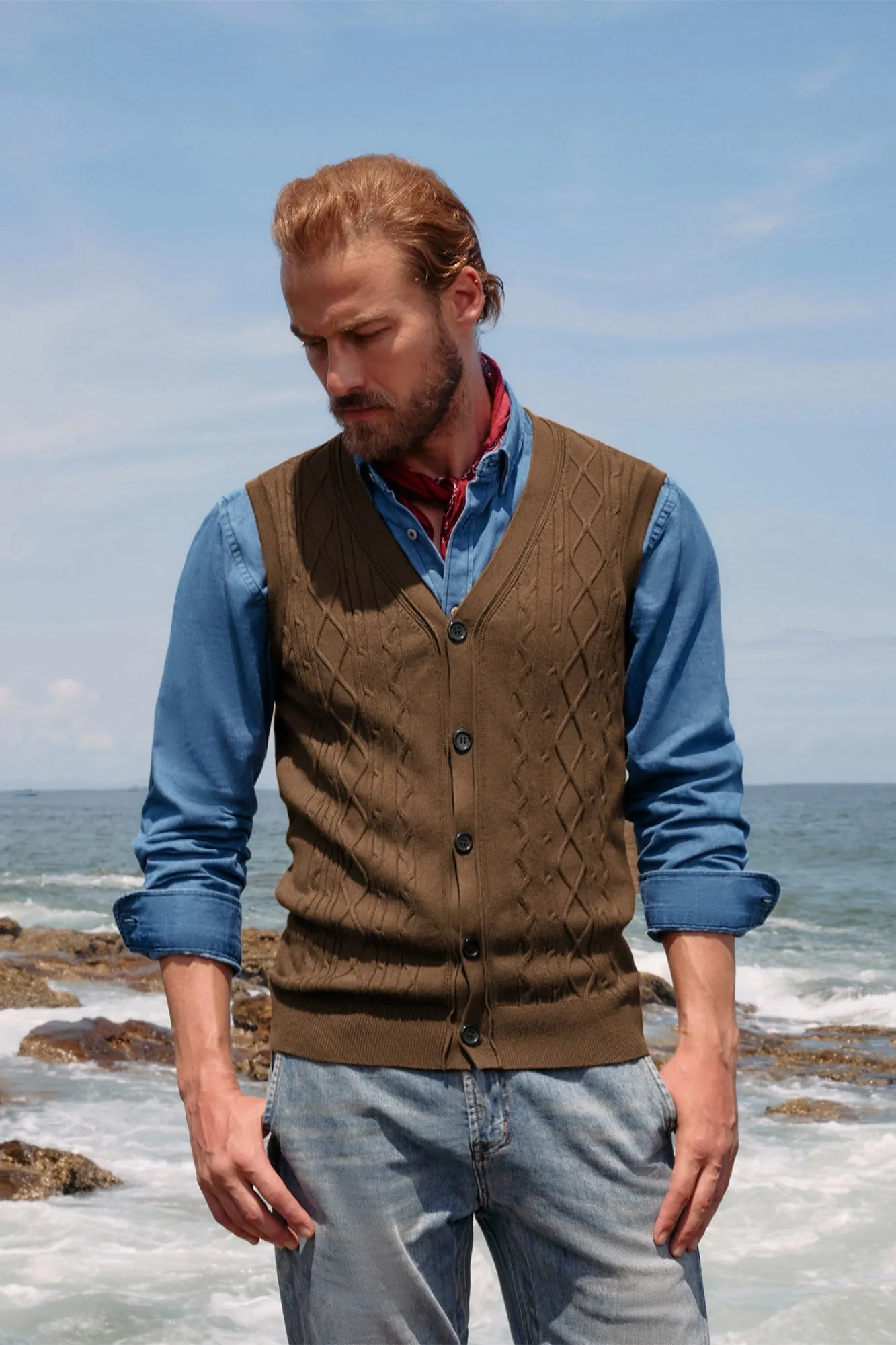 Mens V-Neck Sweater Vest Cable Knitted Button-Up Sleeveless Cardigan Vest