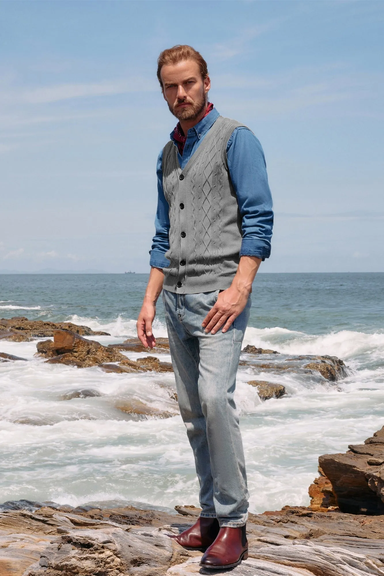 Mens V-Neck Sweater Vest Cable Knitted Button-Up Sleeveless Cardigan Vest