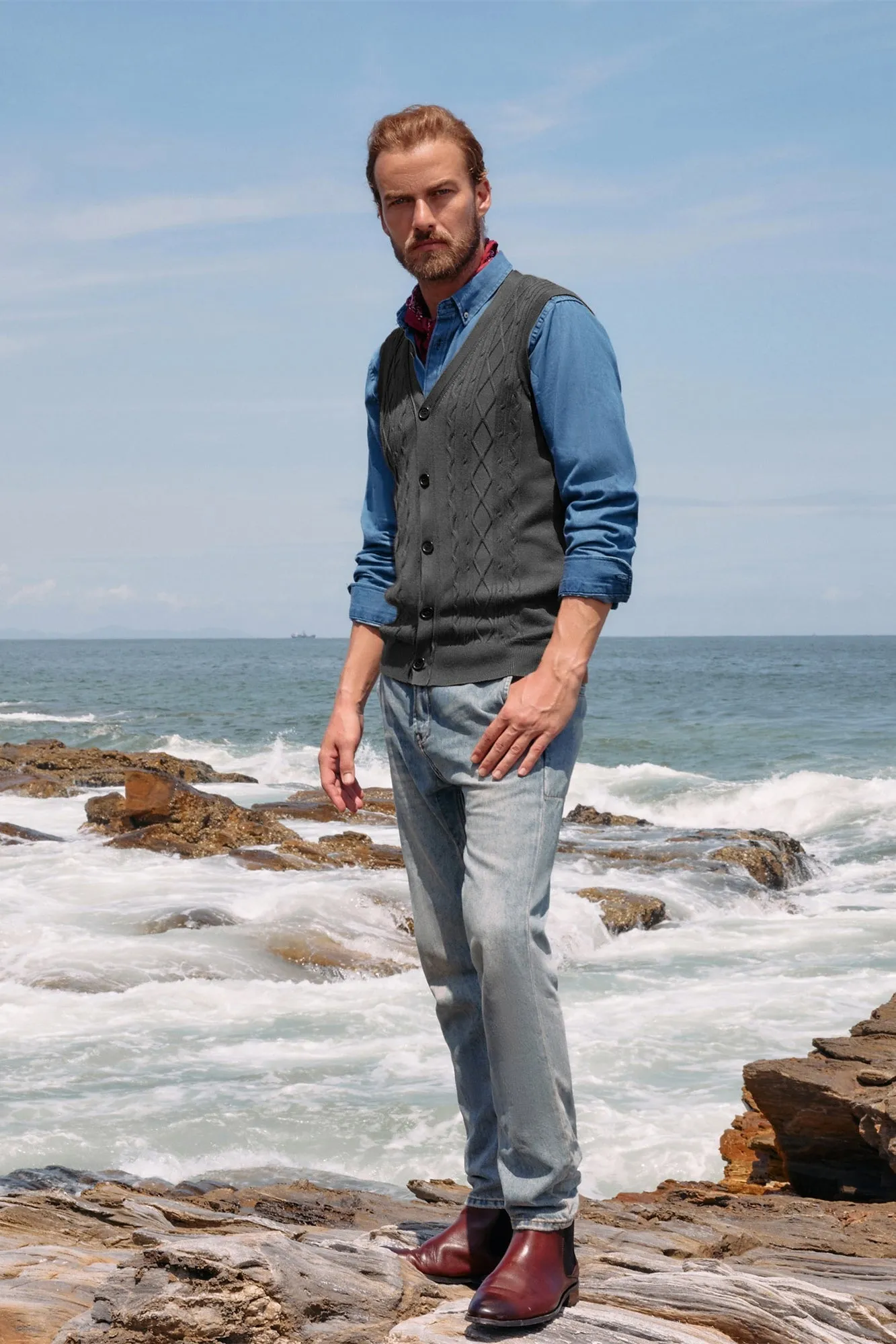 Mens V-Neck Sweater Vest Cable Knitted Button-Up Sleeveless Cardigan Vest