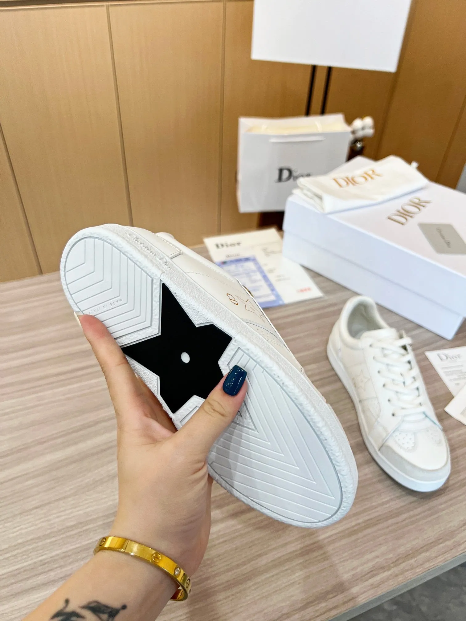 SE1035 Dior Star Sneaker / Size5-10