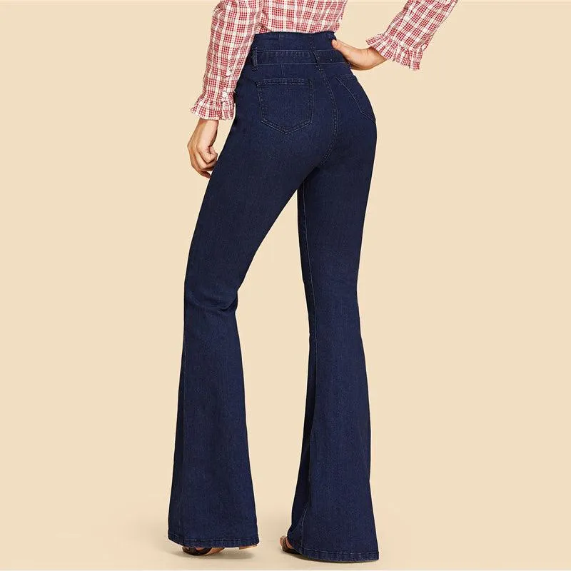 THE CHIC FLARE JEANS