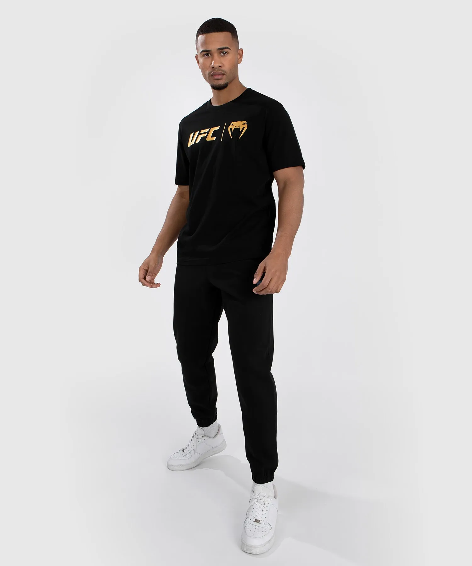 UFC Venum Classic  T-Shirt - Black/Gold